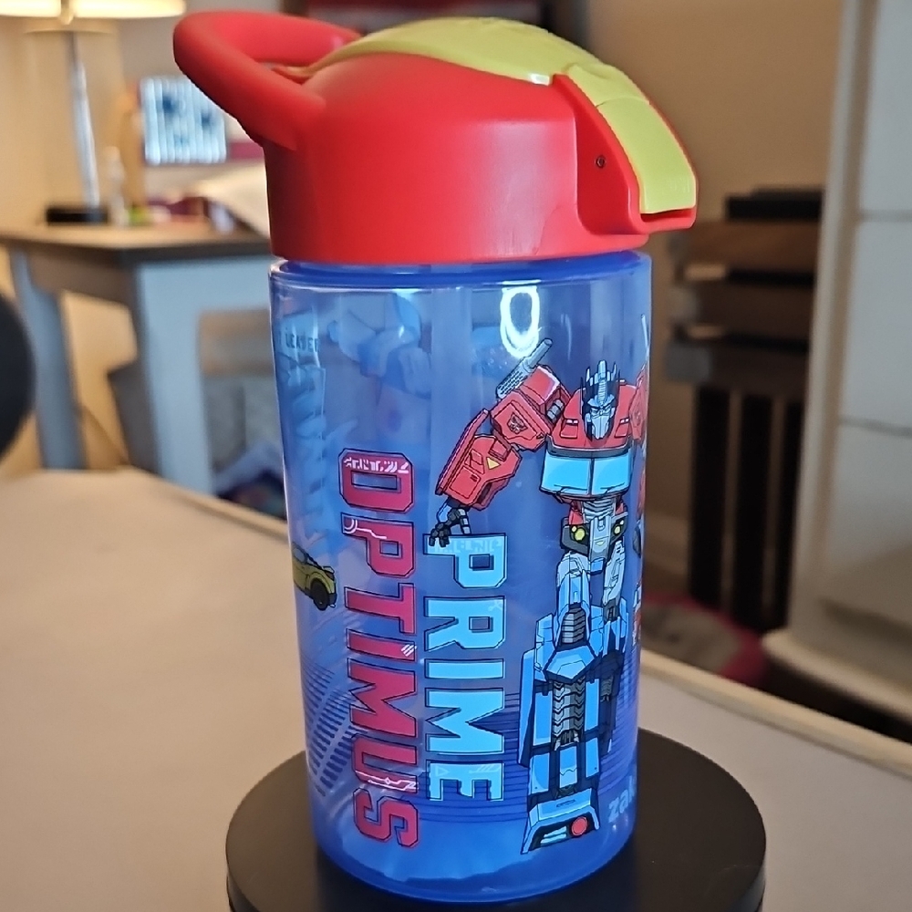 16 fl oz Transformers Optimus Prime And BumbleBee Plastic Water Bottle By ZAK!
